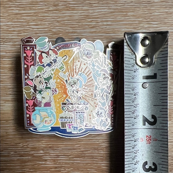 Authentic Disney ⭐️ Jiminy Cricket Silver Enamel Pin with Iconic Characters - Picture 8 of 8